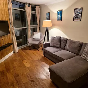 Ultra-luxury Centre 2 Bed Apartment, With Free Parking United Kingdom